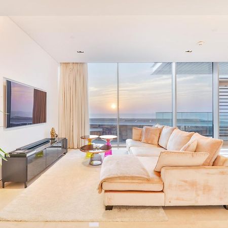 Posh 2 Bedroom Oceanfront Apt In The Heart Of Bluewaters Island Dubaï Extérieur photo